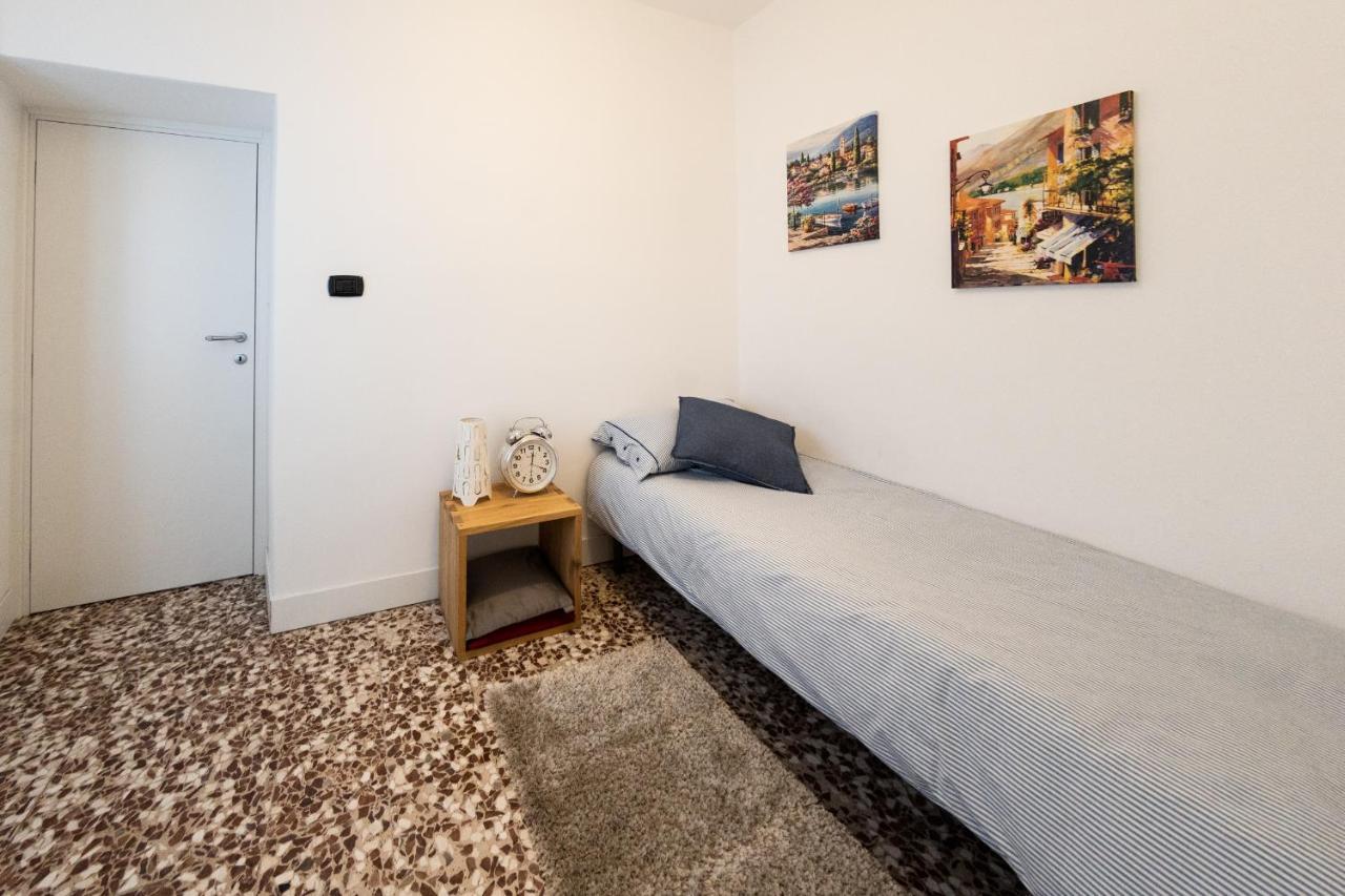 Family Nest Overlooking Lake Como - By Rent All Como 아르제뇨 외부 사진